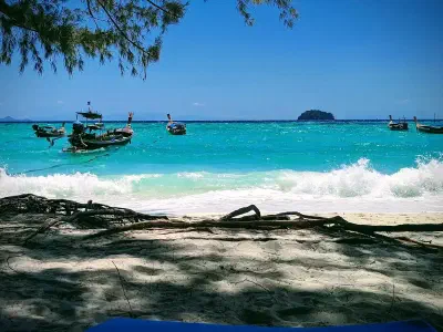 image from Koh Lipe Spring 2021